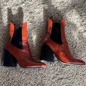 Worn once Chloe boots!!